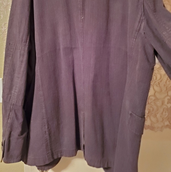 Jacket - Picture 4 of 4